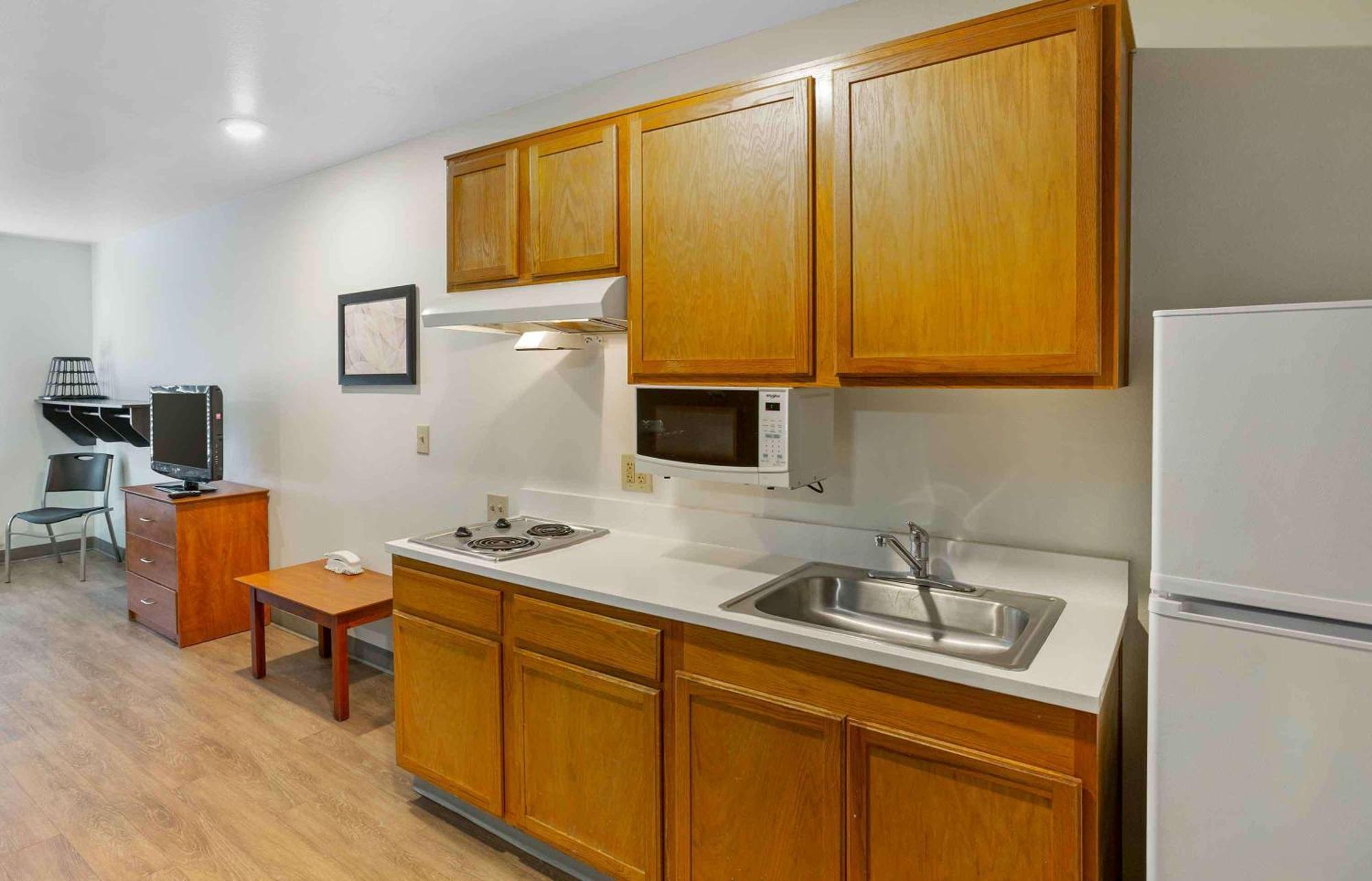 Extended Stay America Select Suites - Salt Lake City - West Valley City Exterior photo